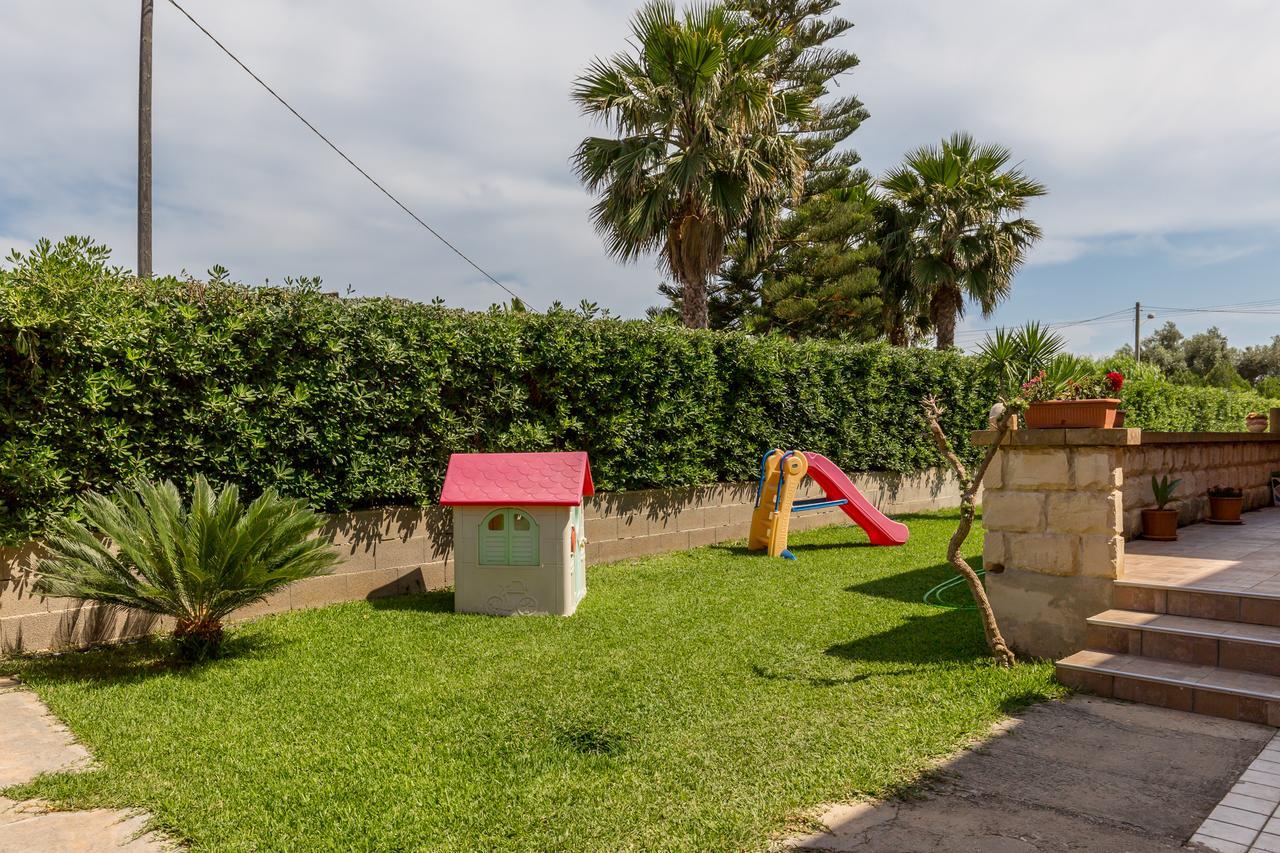 Villa Stefy Apartments アヴォラ エクステリア 写真