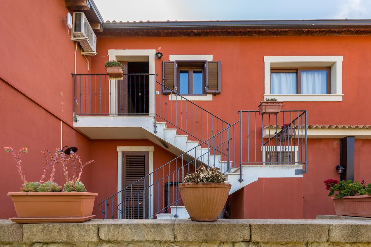 Villa Stefy Apartments アヴォラ エクステリア 写真